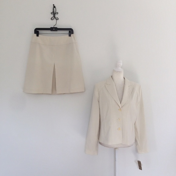 macys skirt suit